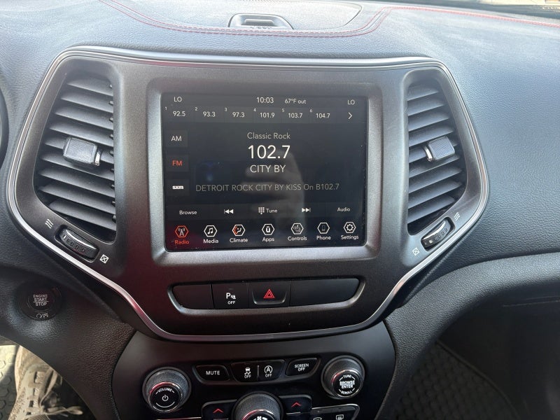 2020 Jeep Cherokee Trailhawk