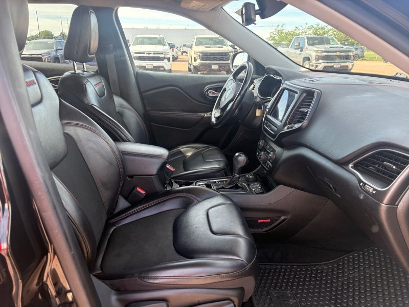 2020 Jeep Cherokee Trailhawk