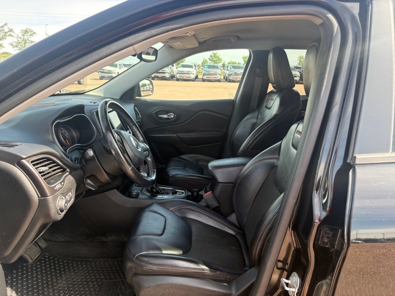 2020 Jeep Cherokee Trailhawk