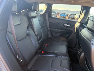 2023 Jeep Cherokee Altitude Lux