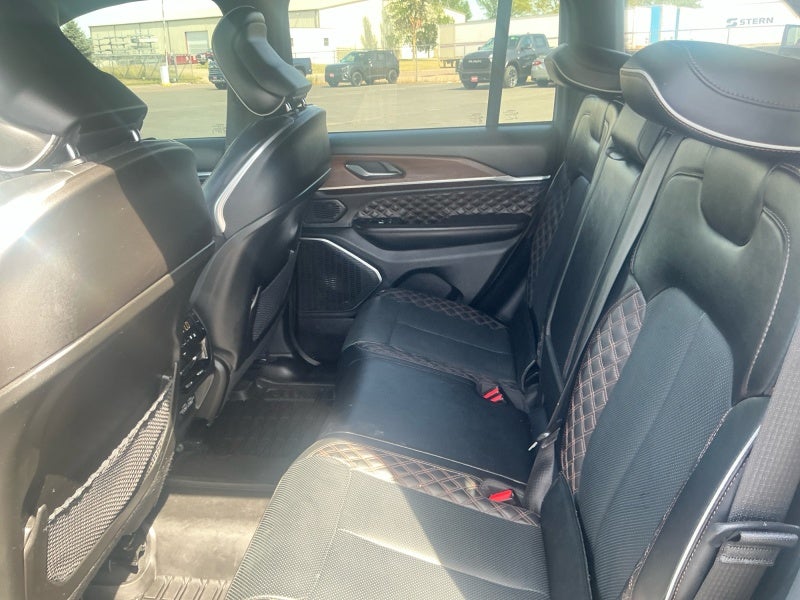 2024 Jeep Grand Cherokee Summit