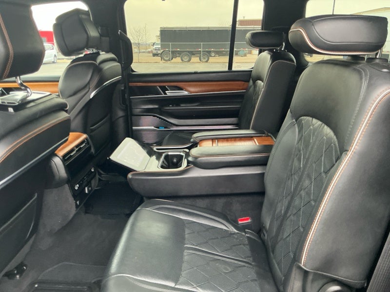 2024 Jeep Grand Wagoneer L Series III