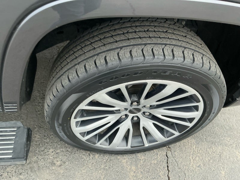 2024 Jeep Grand Wagoneer L Series III