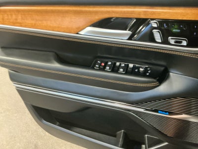 2024 Jeep Grand Wagoneer L Series III