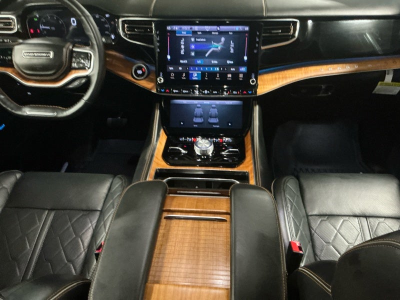 2024 Jeep Grand Wagoneer L Series III