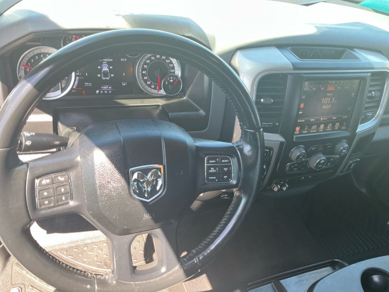 2017 RAM 1500 SLT