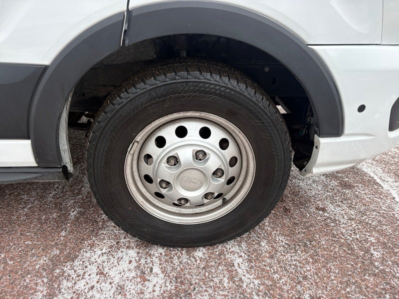 2024 Ford Transit Passenger Wagon XL