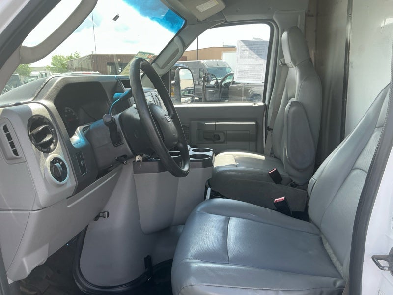 2016 Ford Econoline Commercial Cuta NA