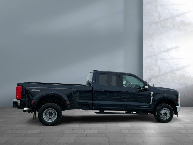 2025 Ford Super Duty F-350 DRW XL