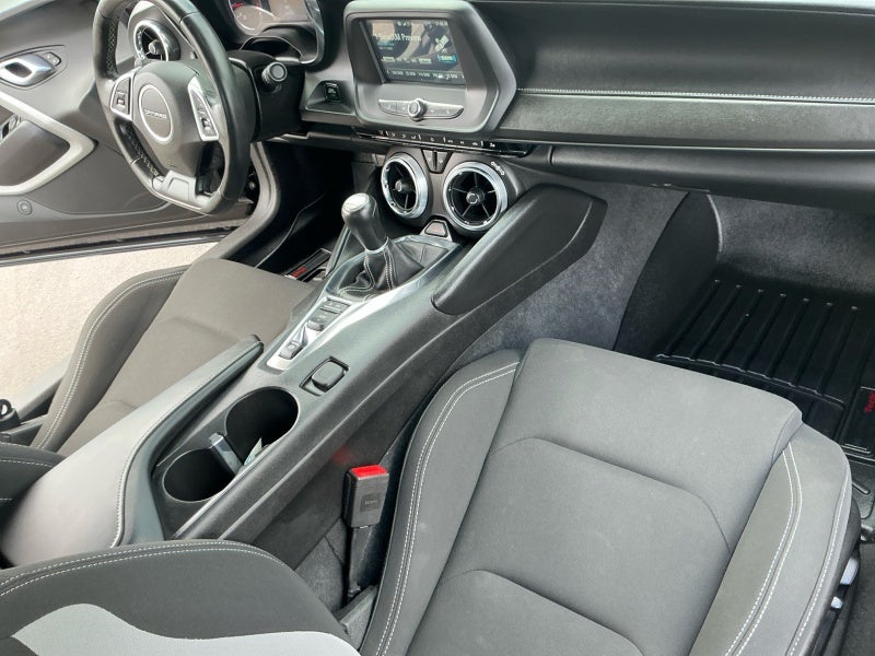 2018 Chevrolet Camaro 1LS