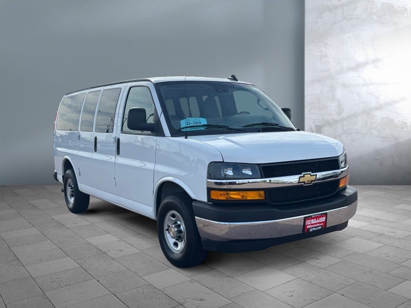 2024 Chevrolet Express Passenger 2500 1LT