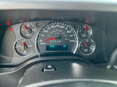 2025 Chevrolet Express Passenger 3500 1LT