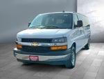 2025 Chevrolet Express Passenger 3500 1LT