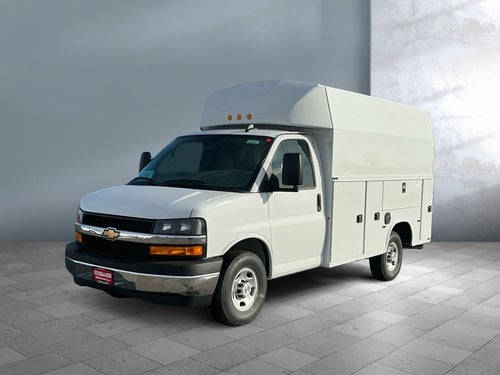 2025 Chevrolet Express Cutaway 3500 1WT
