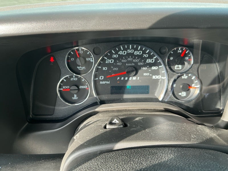 2025 Chevrolet Express Cutaway 3500 1WT