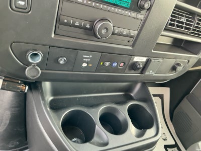 2025 Chevrolet Express Cutaway 3500 1WT