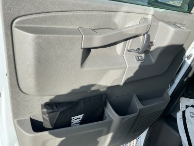 2025 Chevrolet Express Cutaway 3500 1WT