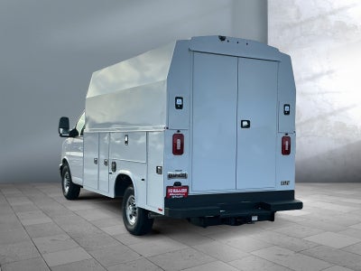 2025 Chevrolet Express Cutaway 3500 1WT