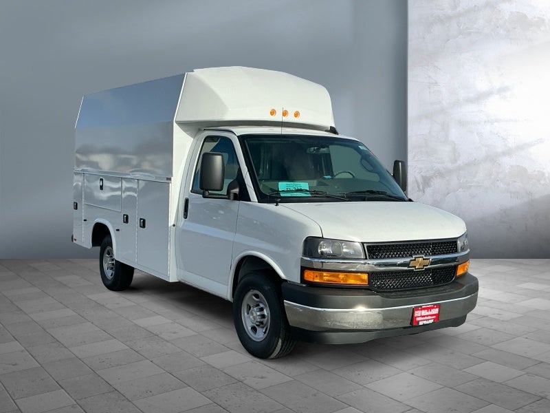 2025 Chevrolet Express Cutaway 3500 1WT