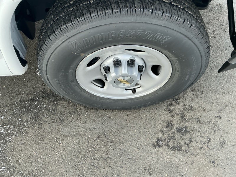 2025 Chevrolet Express Cutaway 3500 1WT