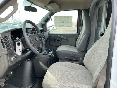 2025 Chevrolet Express Cutaway 3500 1WT