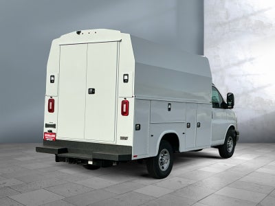 2025 Chevrolet Express Cutaway 3500 1WT