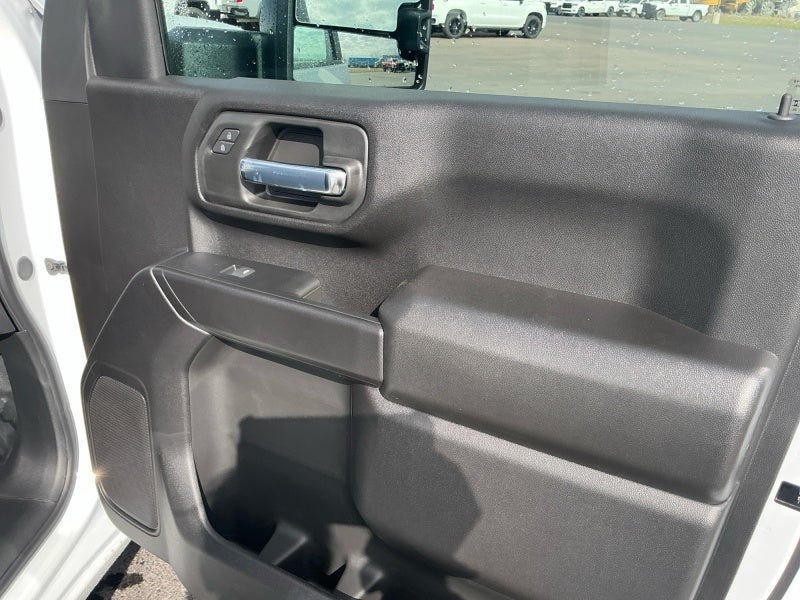 2026 Chevrolet Silverado 3500 HD WT DRW