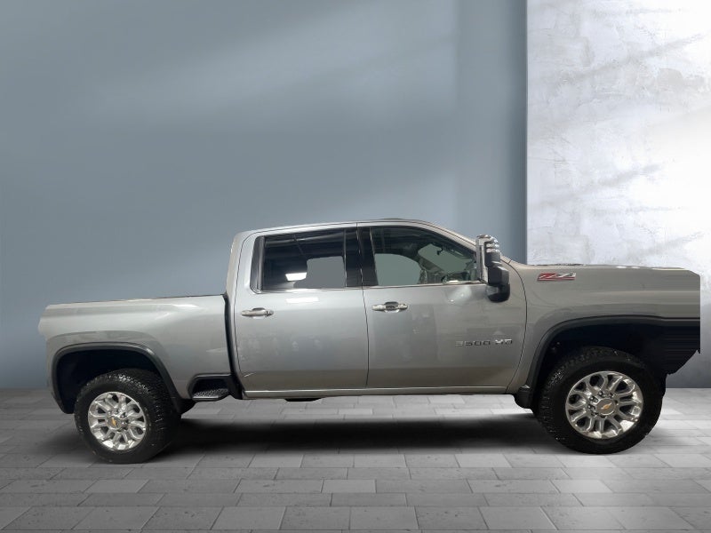 2025 Chevrolet Silverado 3500 HD LTZ