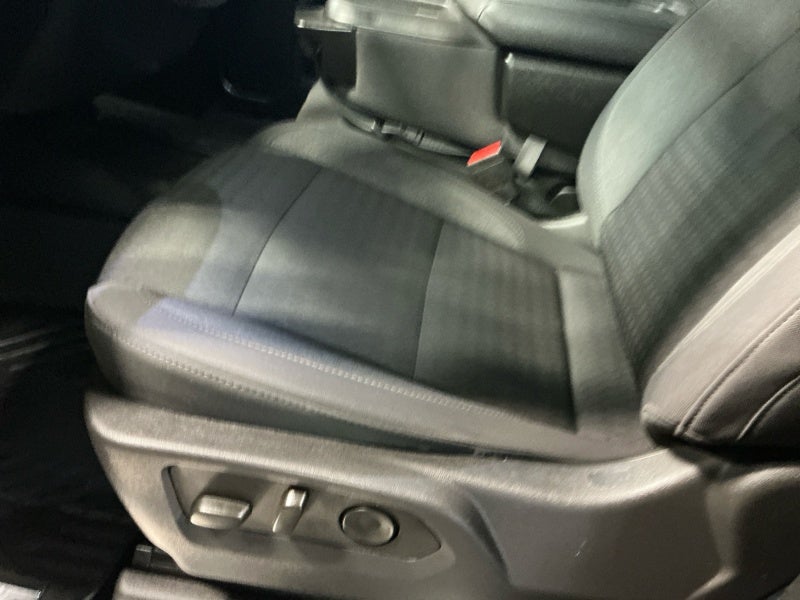 2022 Chevrolet Silverado 1500 LT (2FL)