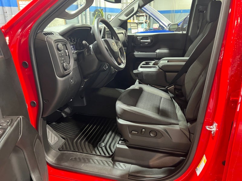 2026 Chevrolet Silverado 1500 Custom - Photo 10