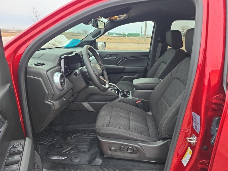 2025 Chevrolet Colorado WT/LT