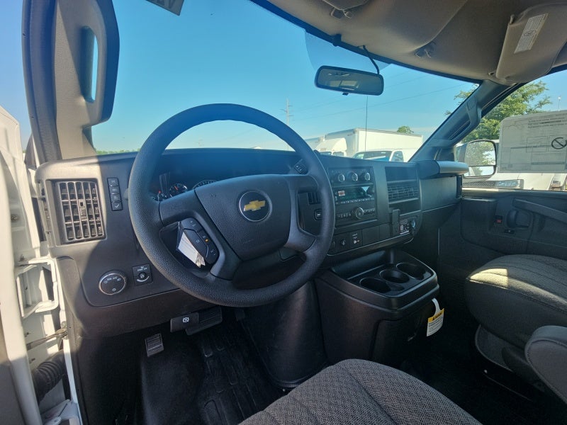 2026 Chevrolet Express Cargo 1WT