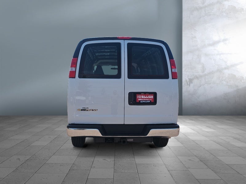 2026 Chevrolet Express Cargo 1WT