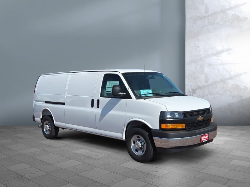 2026 Chevrolet Express Cargo 1WT