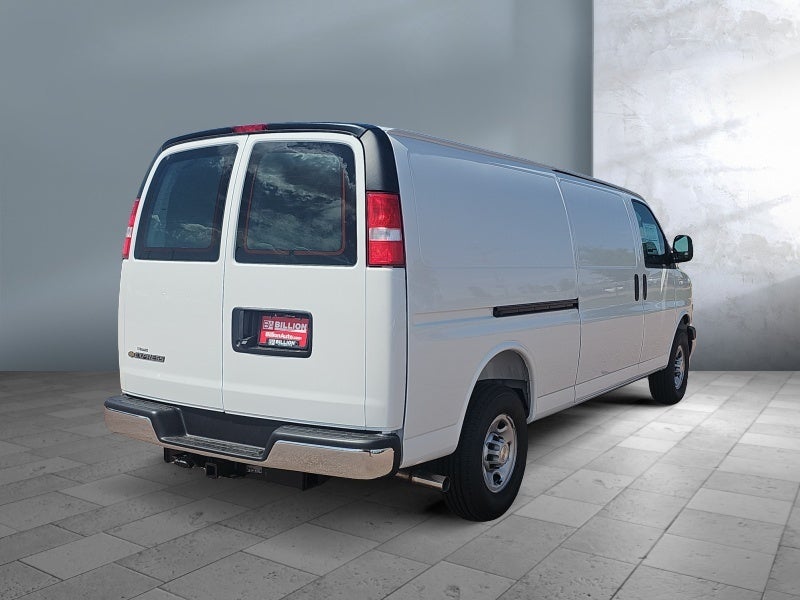 2026 Chevrolet Express Cargo 1WT