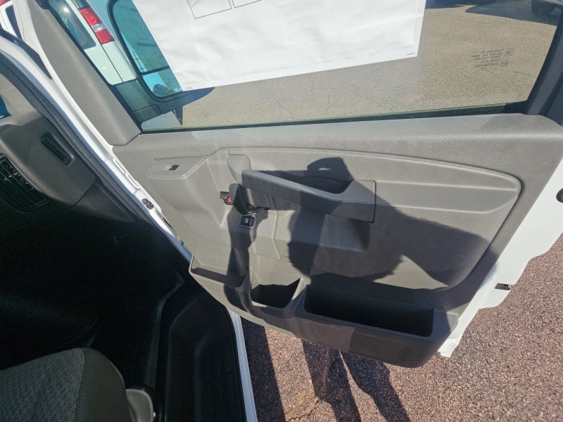 2026 Chevrolet Express Cargo 1WT