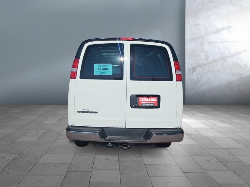 2026 Chevrolet Express Cargo 1WT