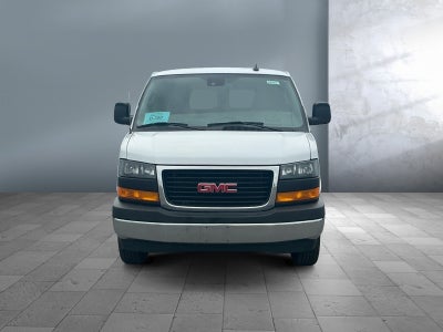 2025 GMC Savana Passenger LT