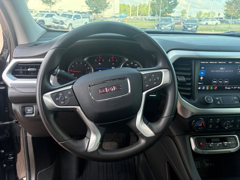2022 GMC Acadia SLE