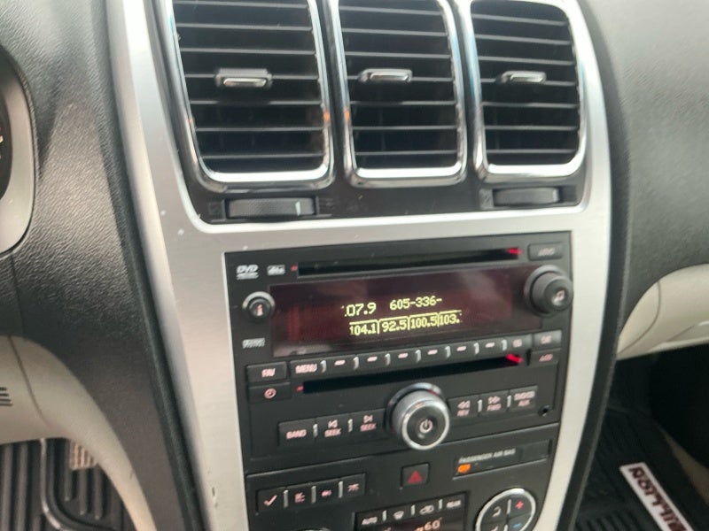 2011 GMC Acadia SLT2