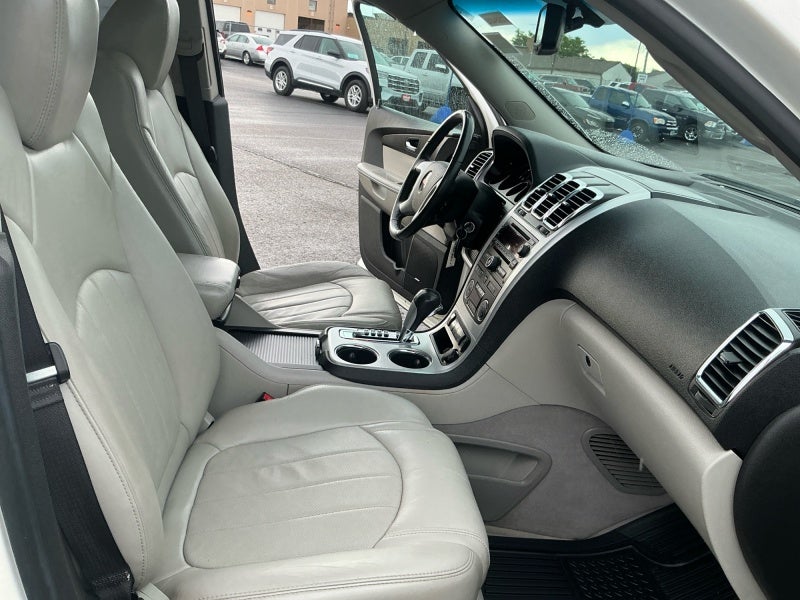 2011 GMC Acadia SLT2