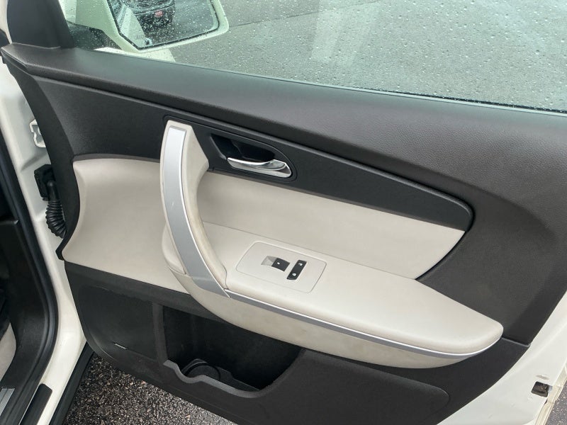 2011 GMC Acadia SLT2