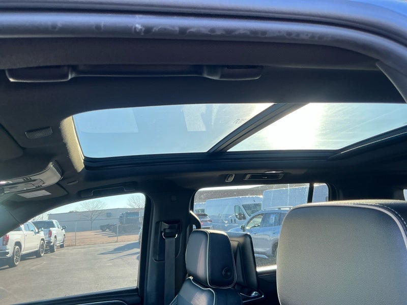 2021 GMC Yukon XL SLT