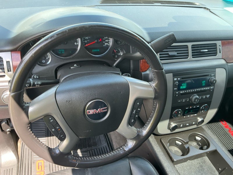 2011 GMC Yukon XL SLT