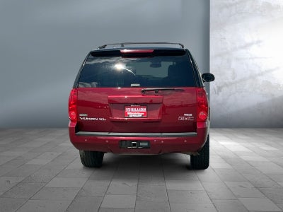 2011 GMC Yukon XL SLT