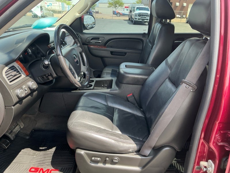 2011 GMC Yukon XL SLT