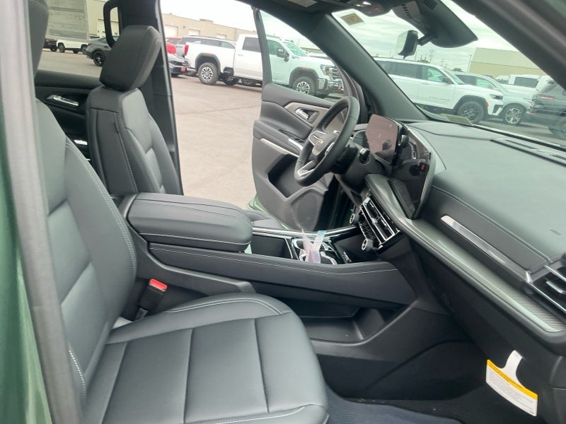 2027 Chevrolet Traverse LT - Photo 20