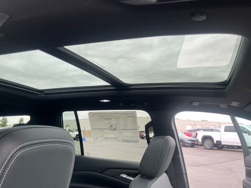2027 Chevrolet Traverse LT - Photo 23