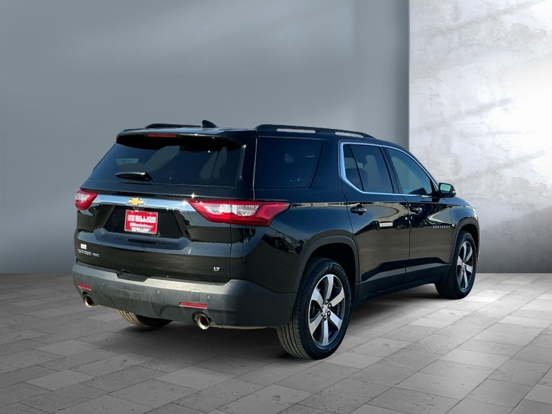 2021 Chevrolet Traverse LT Leather