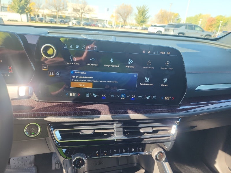 2027 Chevrolet Traverse RS